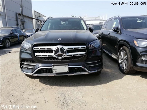 最新款奔馳越野車，卓越性能與豪華品質(zhì)的完美融合亮相街頭